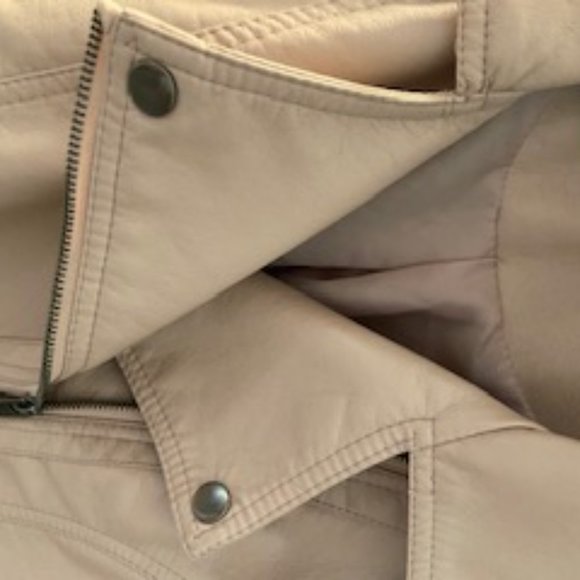 Jacket - Picture 7 of 12